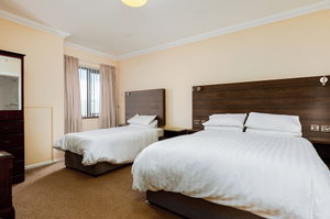 Hotel The Derg Arms cazare Castlederg