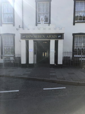 Hotel Dinorben Arms Hotel cazare Amlwch