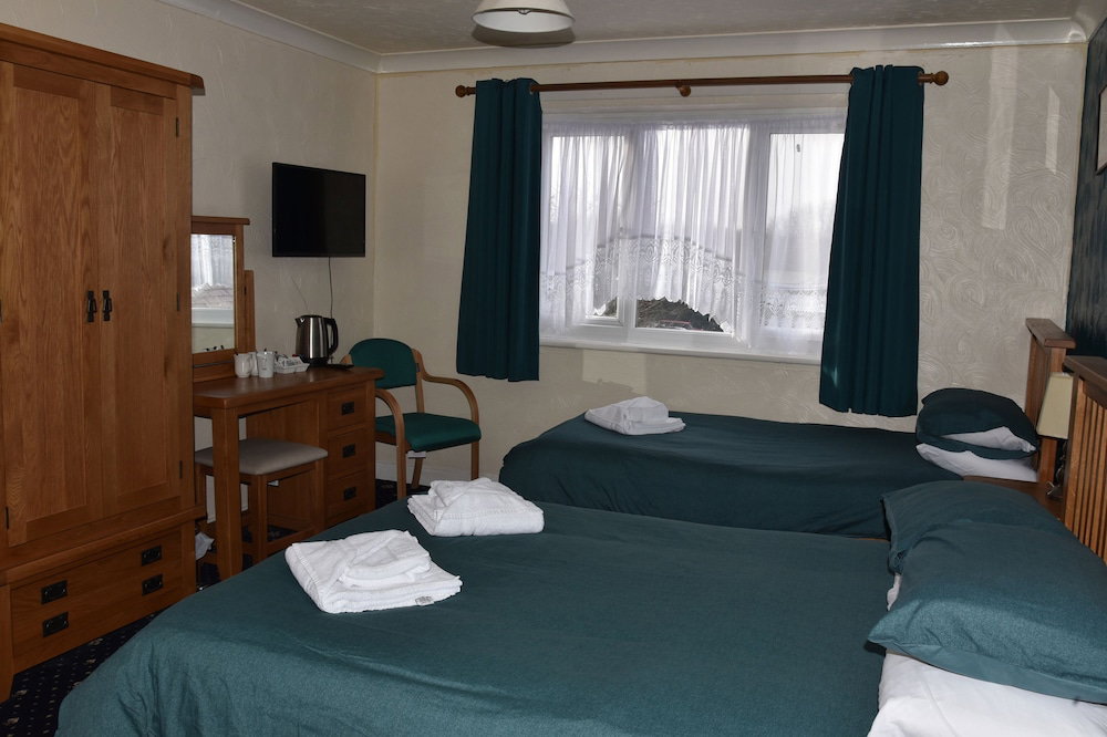 Dinorben Arms Hotel