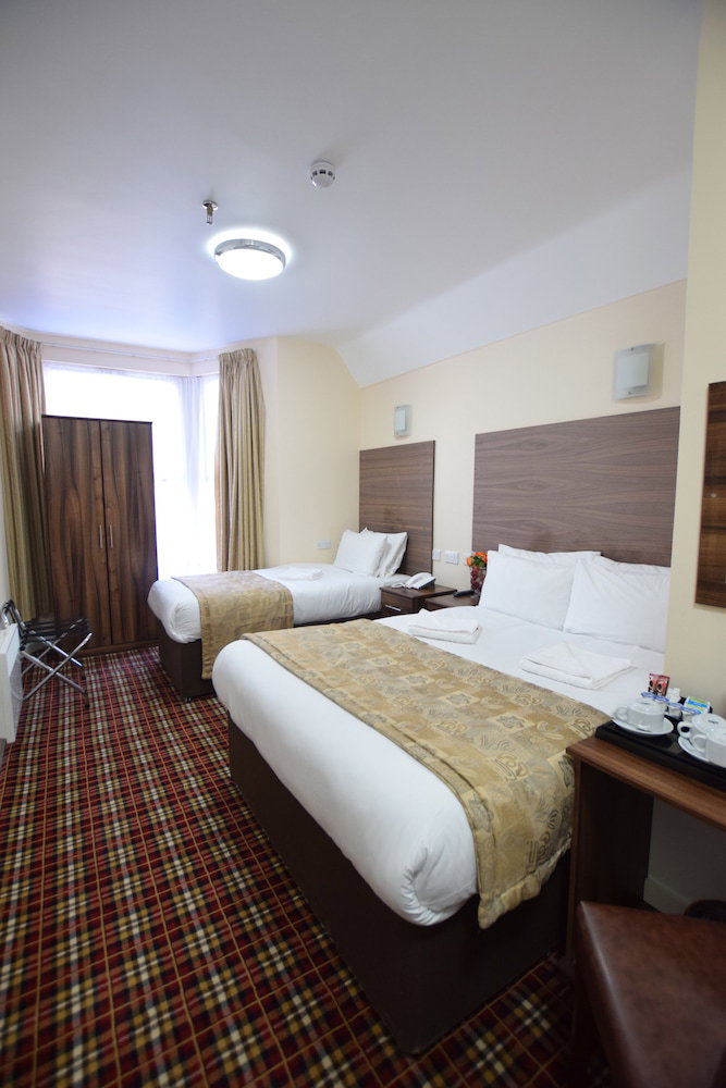 Hotel Lucky 8 Hotel