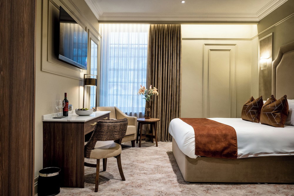 Walled City Hotel