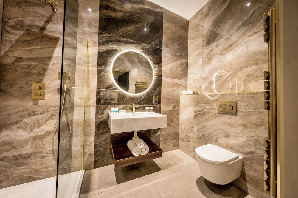 Walled City Hotel