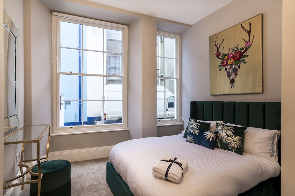 Pieces Of Eight Two Bedroom Apartment