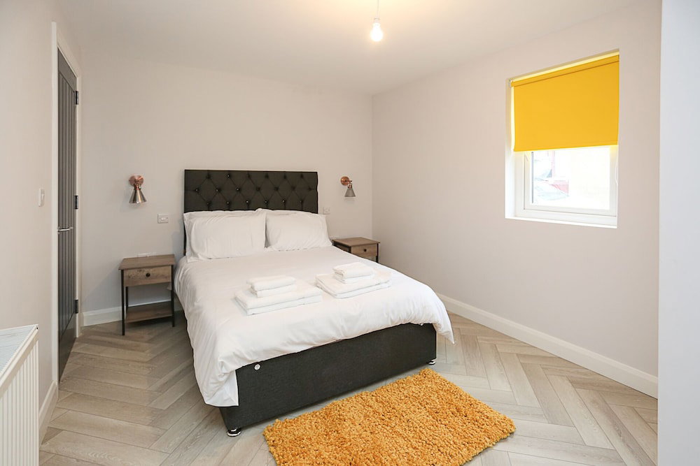 No 1 Luxury Service Accommodation