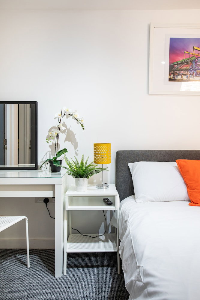 Malone Crescent Apartment
