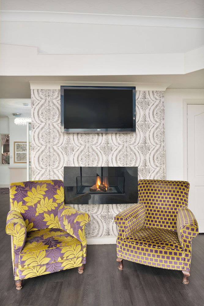 The Ivy Bush Royal Hotel By Compass Hospitality