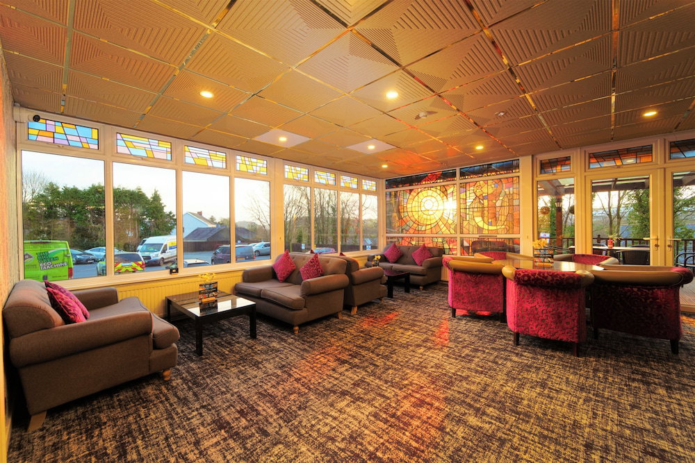 The Ivy Bush Royal Hotel By Compass Hospitality