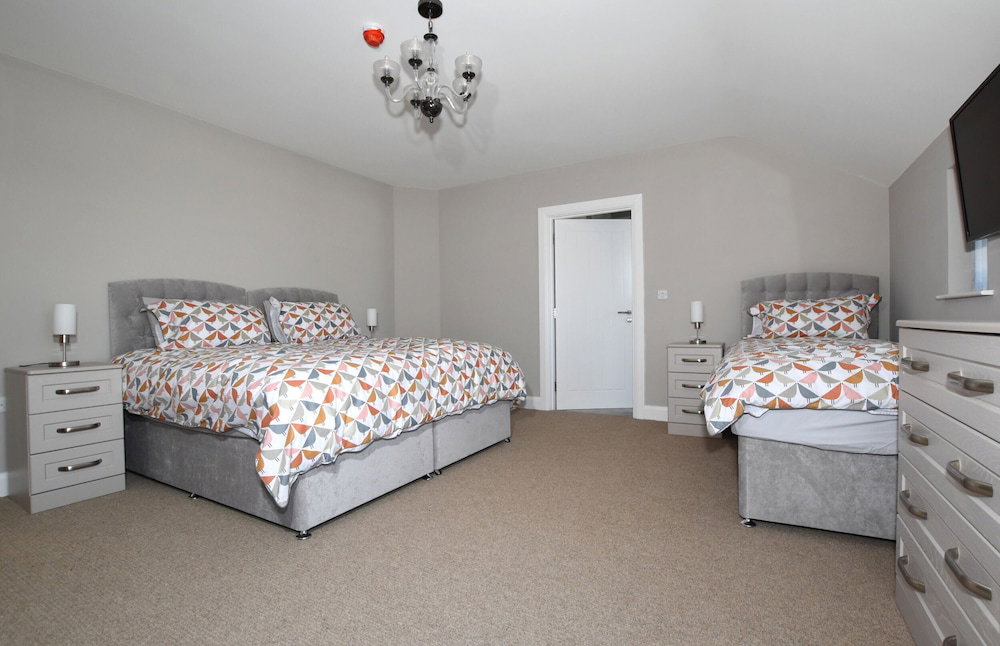 Homestead Hillsborough Guest Rooms