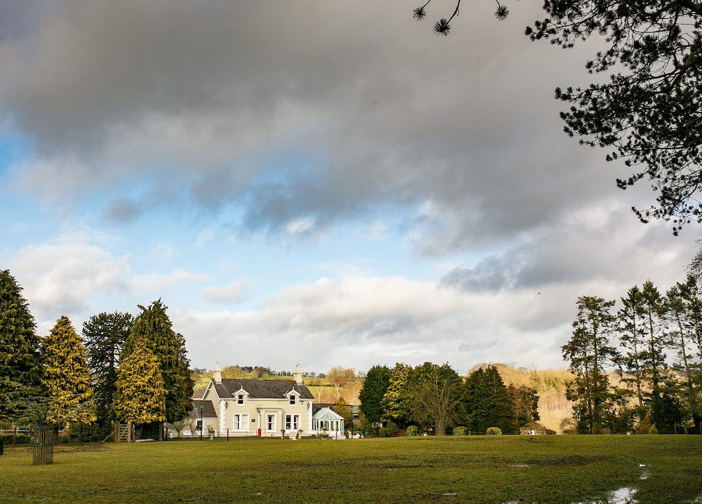 Hotel Brookhall Cottages