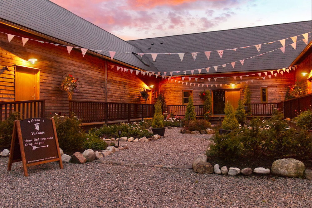 Hotel Faebuie Cottages