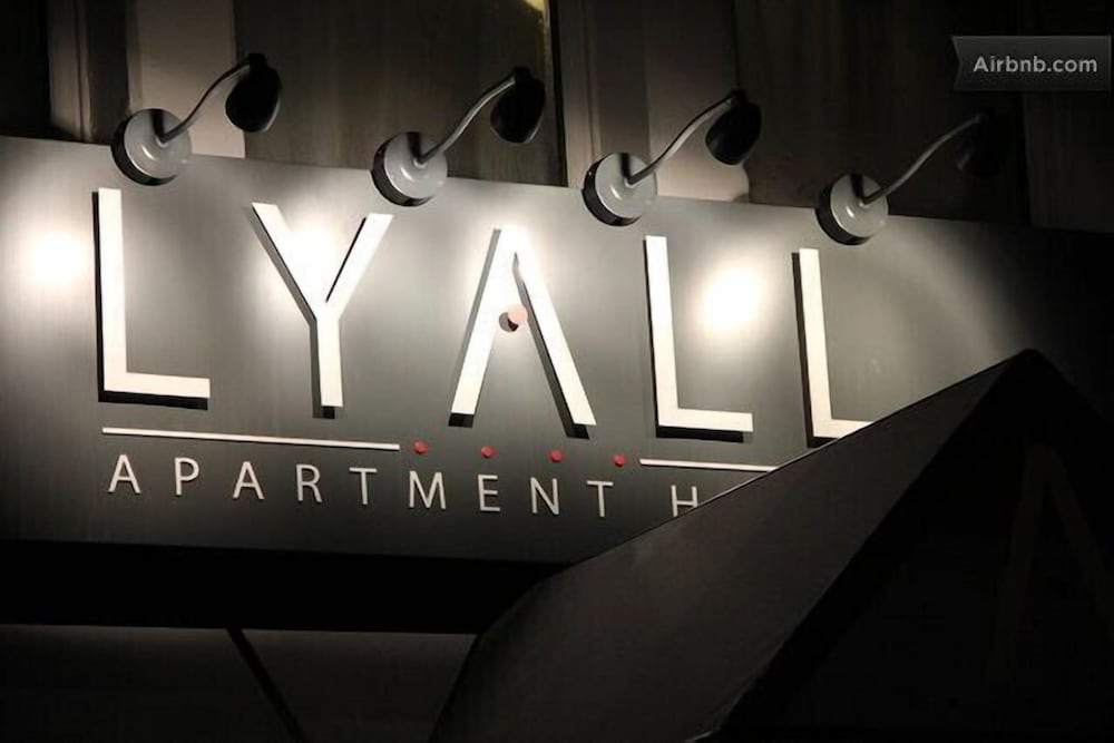 Hotel Lyall Apartment Hotel