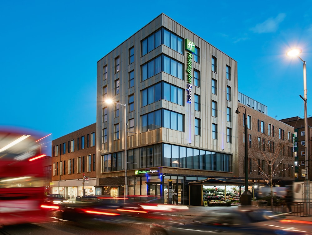 Hotel Holiday Inn Express London - Ealing By Ihg