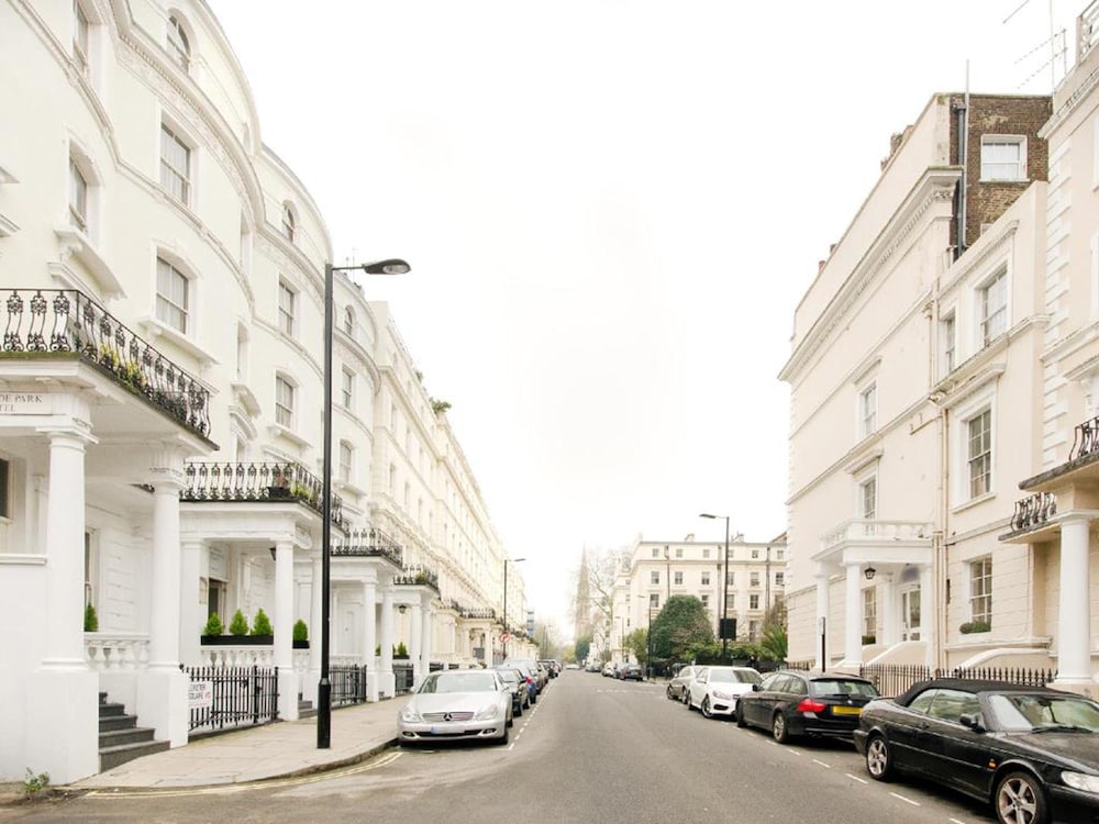 Hotel The Royale Chulan Hyde Park