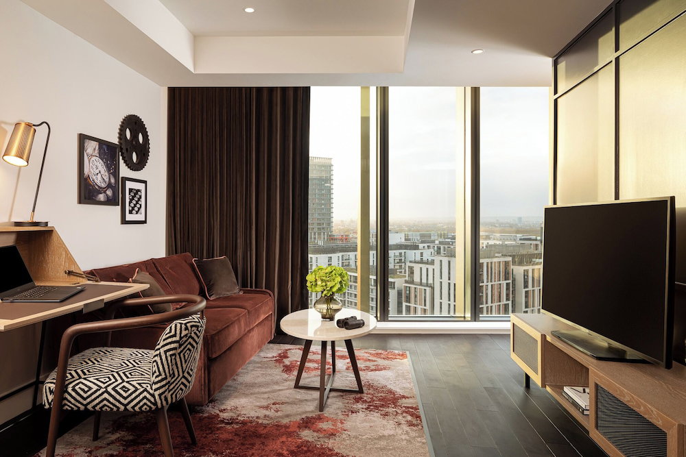 Hotel The Gantry London, Curio Collection By Hilton