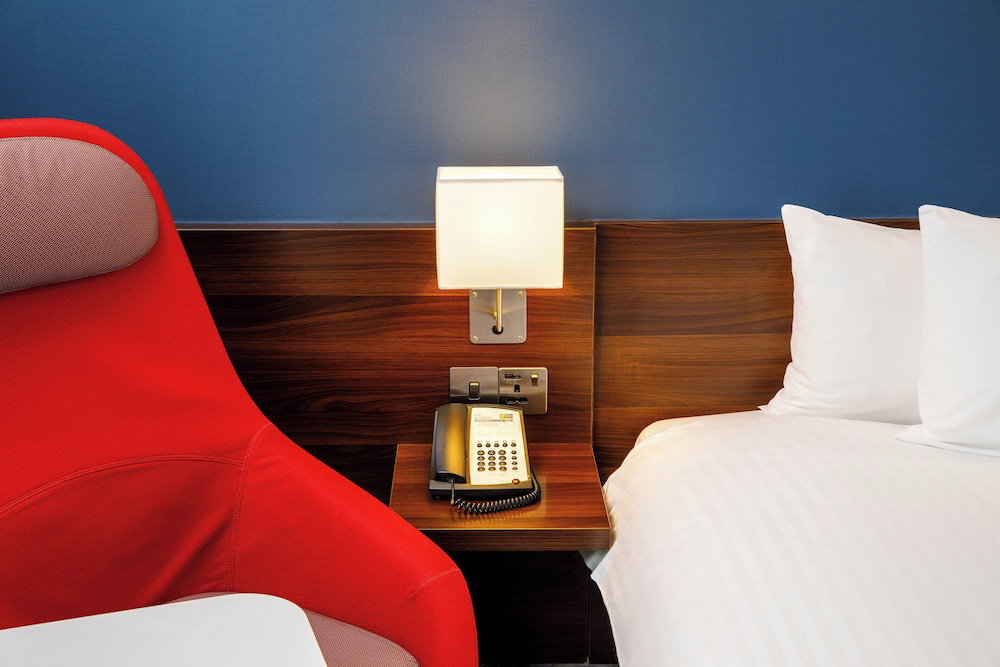 Holiday Inn Express London - Excel By Ihg