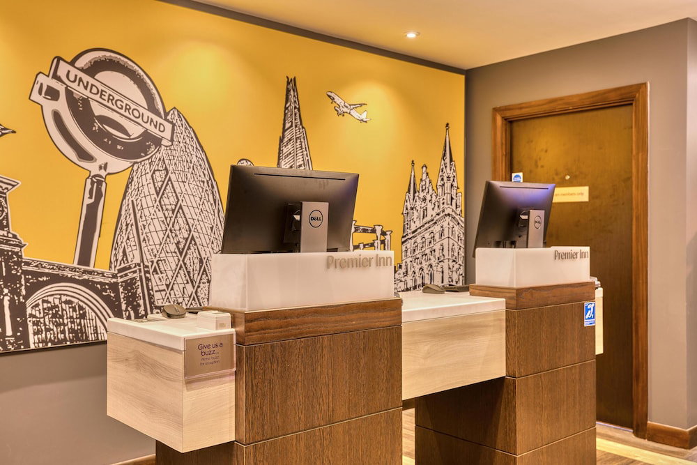 Premier Inn London Docklands - Canning Town