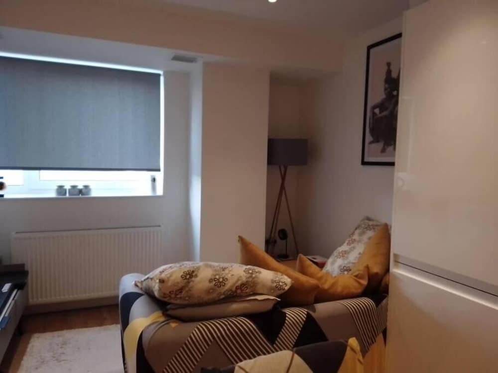 Hotel 5 Mins To East Croydon Station With Concierge