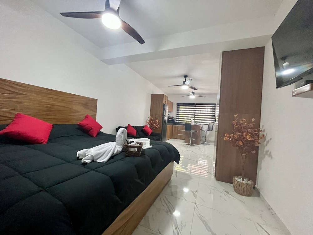 Hotel Ahau Apartments