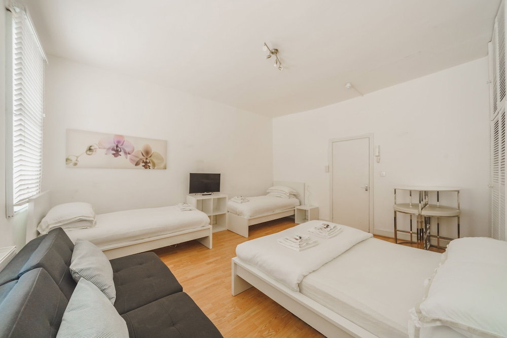 Large Studio Soho & Charing Cross Road