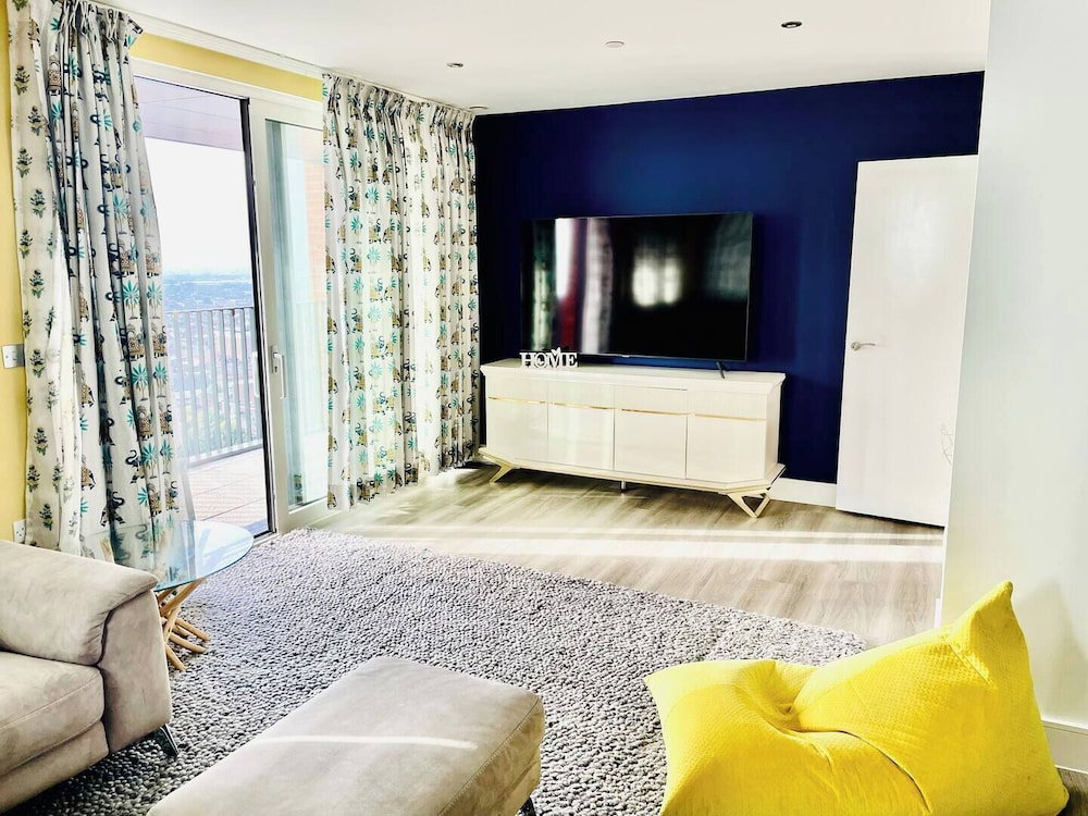 Healum Retreat - 3Br Apartment, Southall