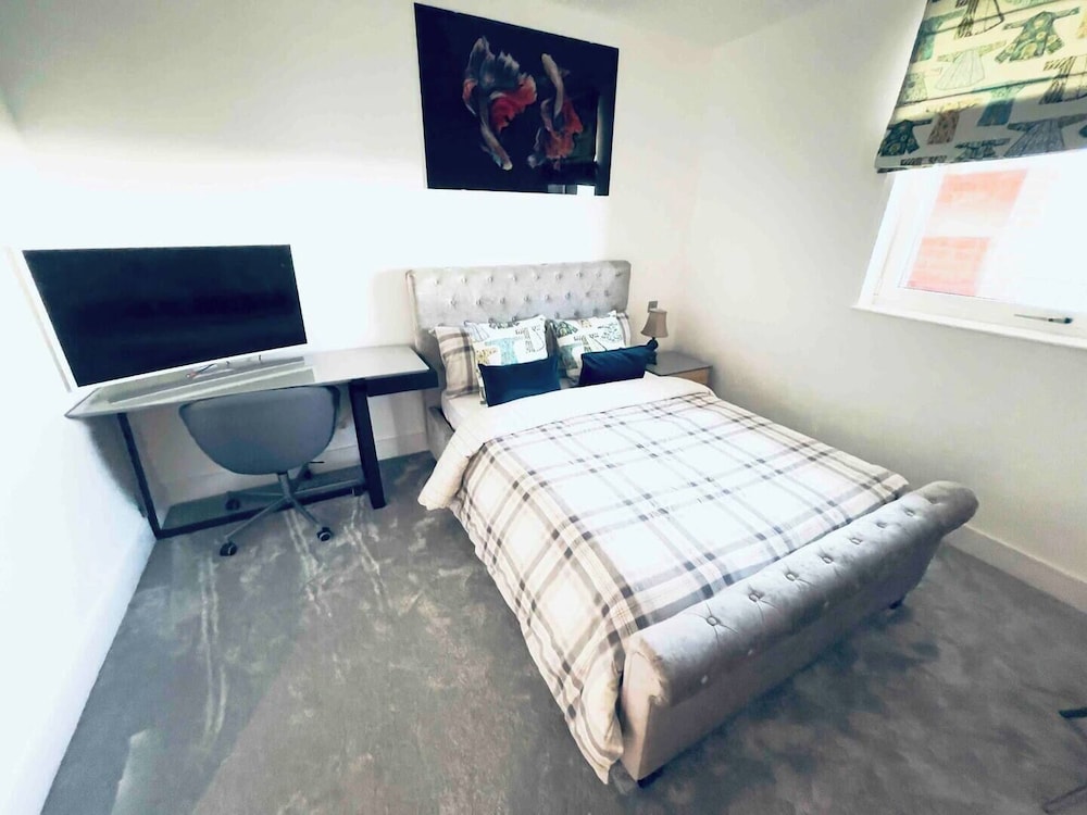 Healum Retreat - 3Br Apartment, Southall