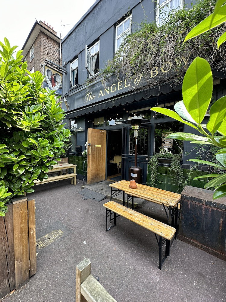 Hotel The Angel Of Bow