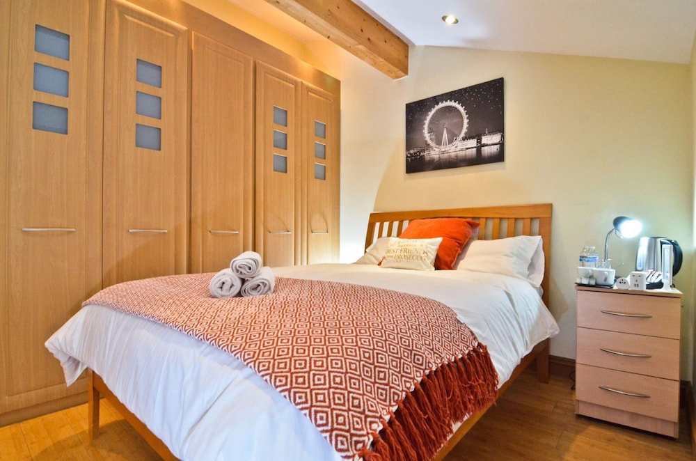 Hotel Thames View House