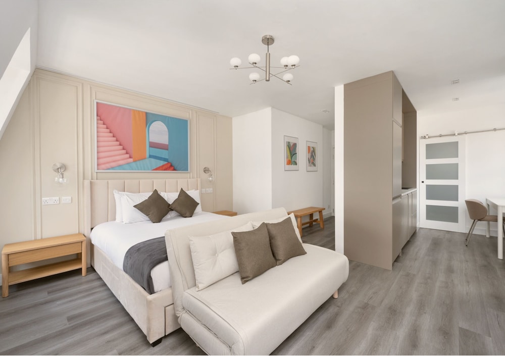 Hotel Ytd Residential