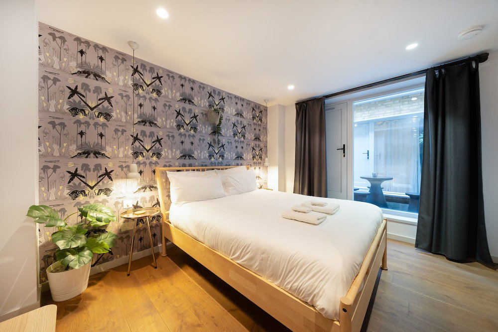 Crashpads Shoreditch Apartments - The Club Row Collection