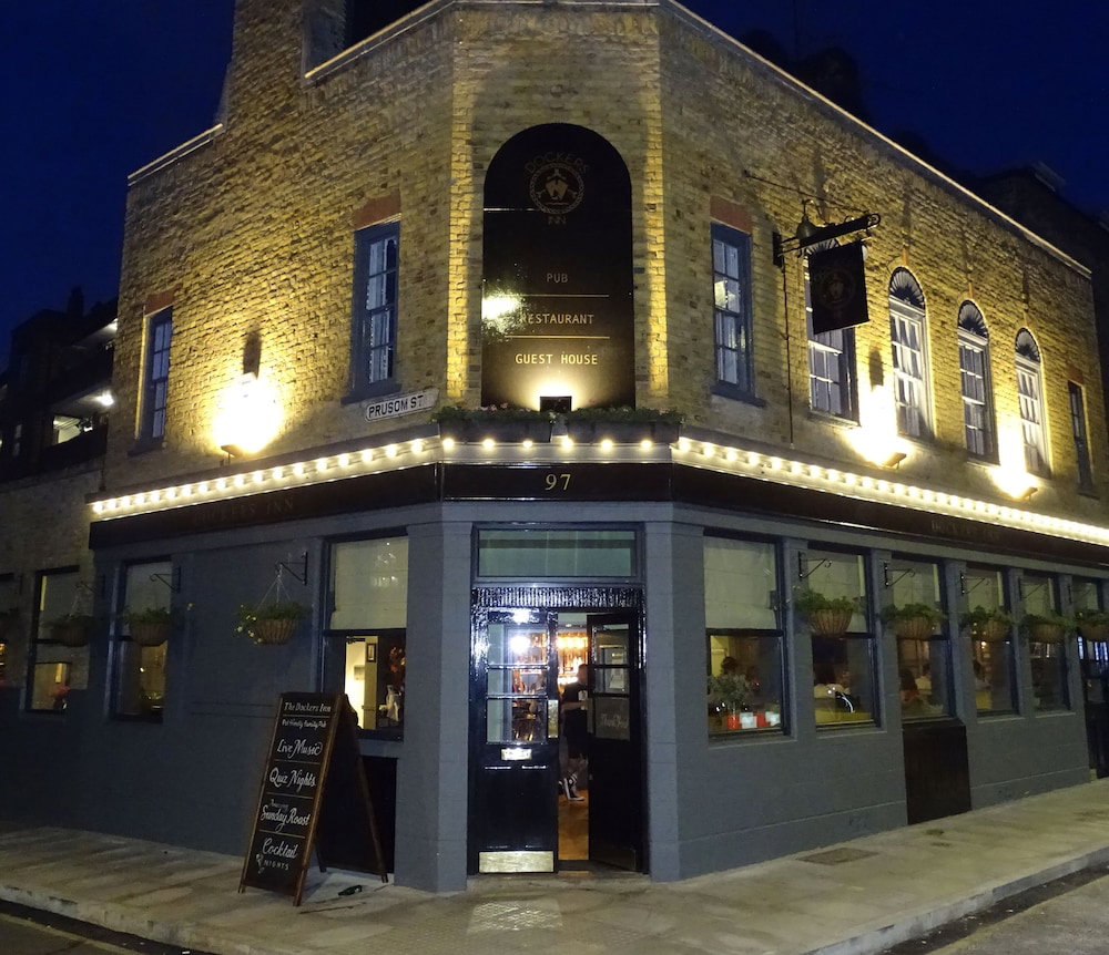 Hotel Dockers Inn