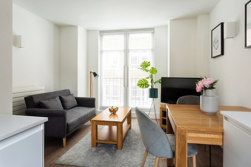 Hotel Victoria Vincent Square By Viridian Apartments