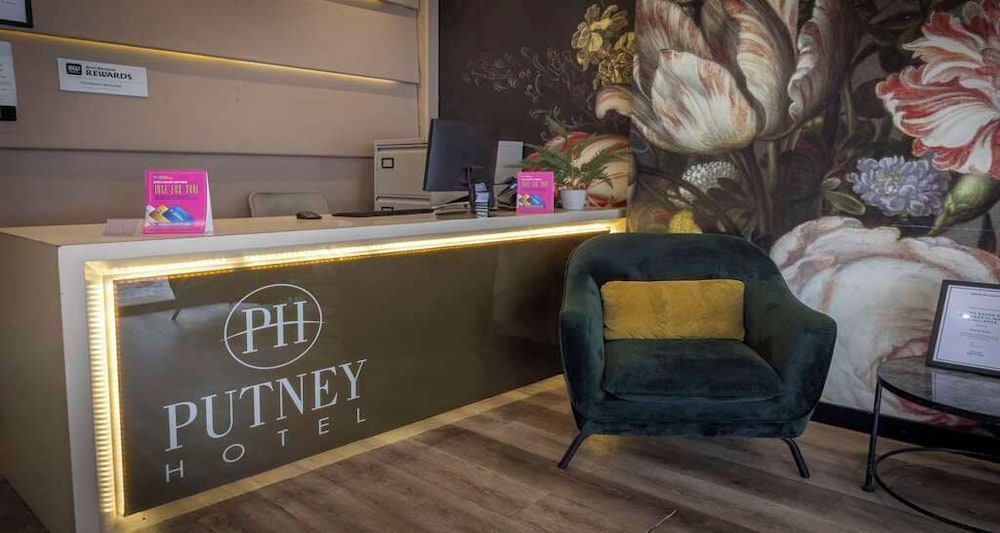 Hotel Putney Hotel