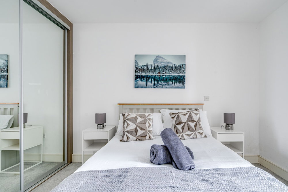 Cozy London Apartment With 2 Bedrooms