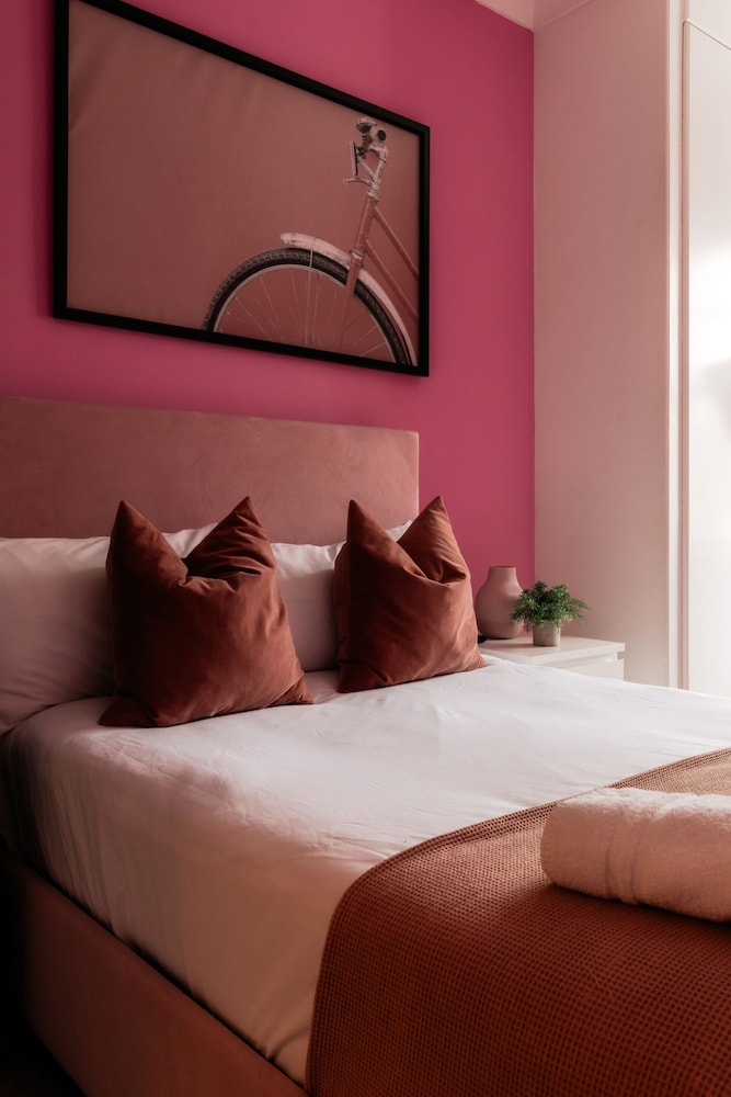 The Savers Hotel By Pli