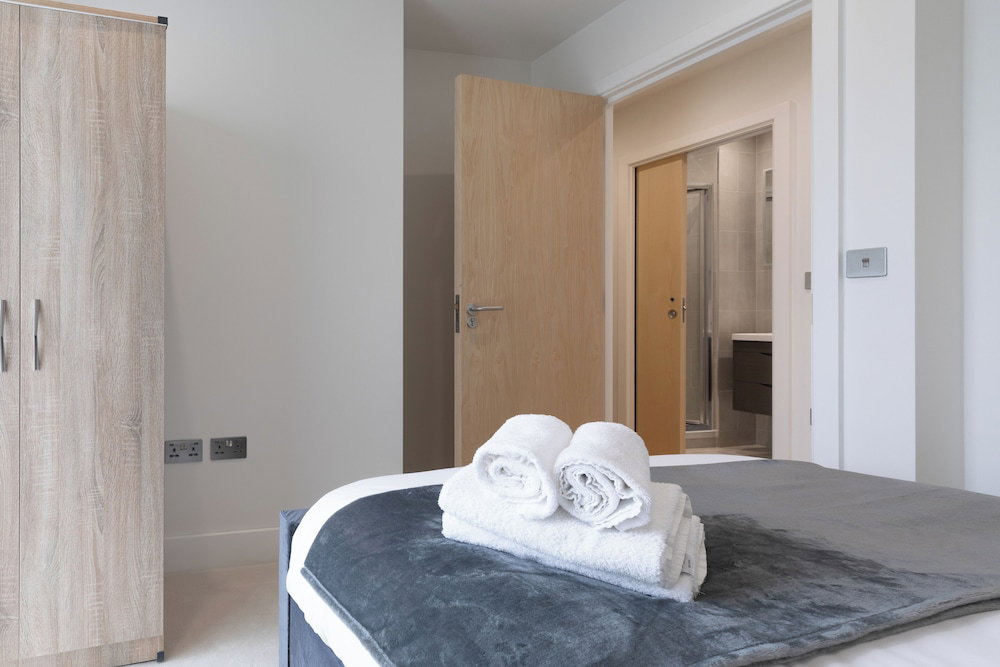 Stratford By Excel Apartments