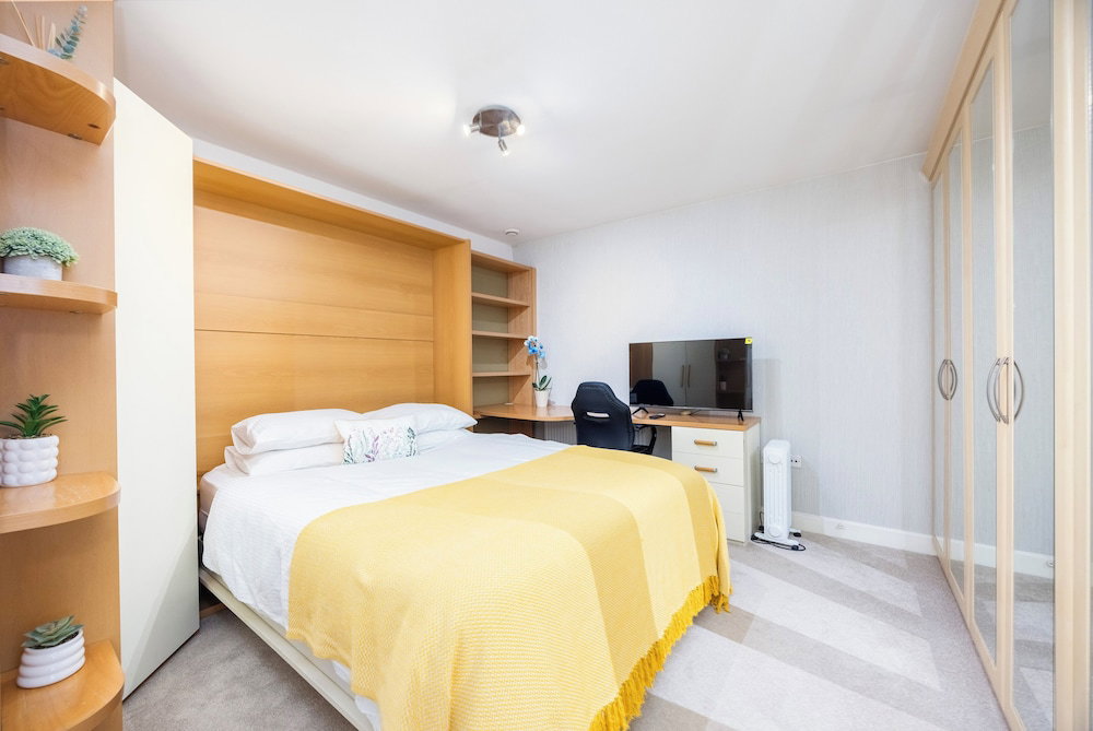 Hotel Serenity Suite Executive One Bed Flat
