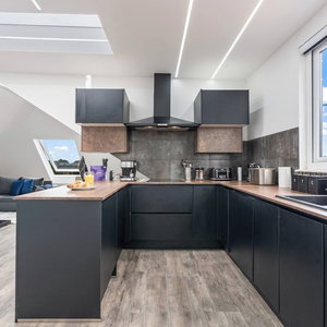 Hotel Luxury 2 Bed Penthouse With Views Over London With Free Parking cazare Uxbridge