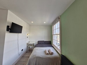 Hotel Studio - Transport Links - Wifi - Sleeps 2 cazare Camden Town