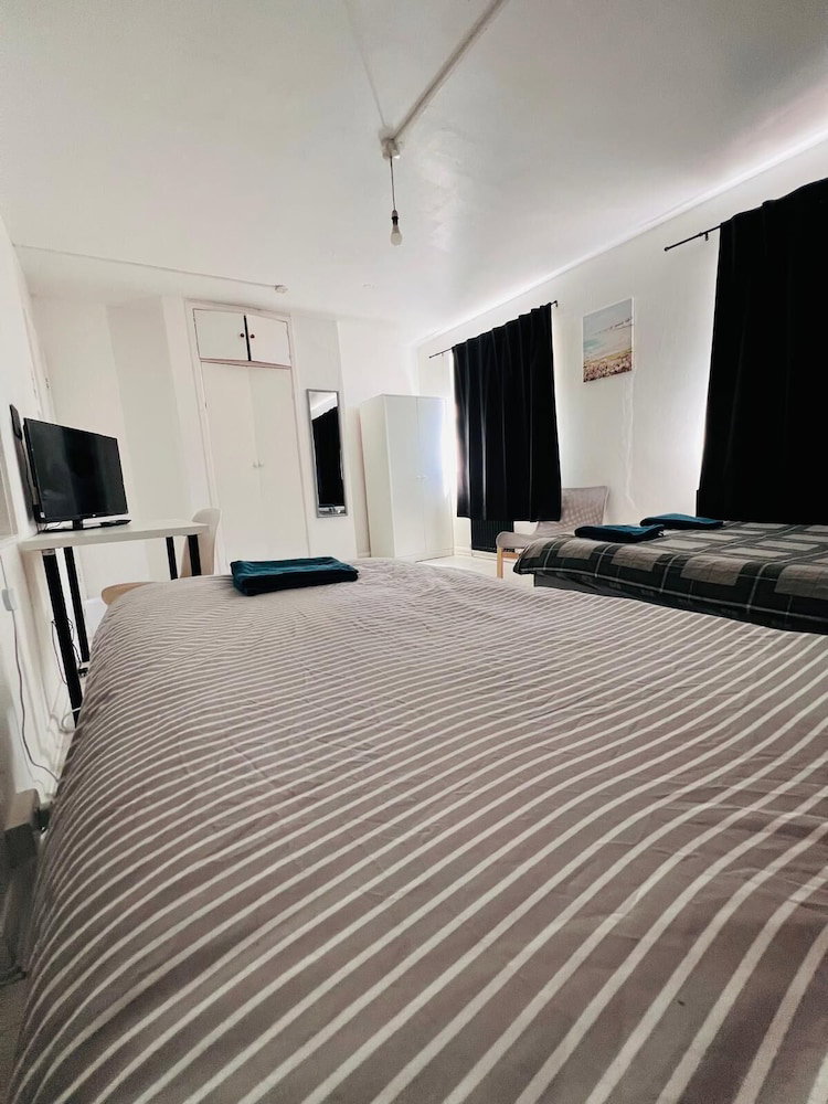 Hotel Nest And Limited