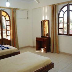 Hotel Leyla Eco Resort cazare Luxor