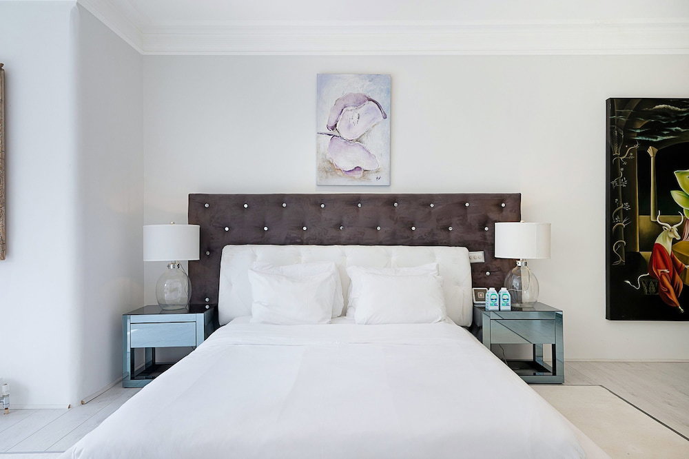 Hotel The White Peace Garden 3 Bed Hampstead - By Out Of Office Lifestyle