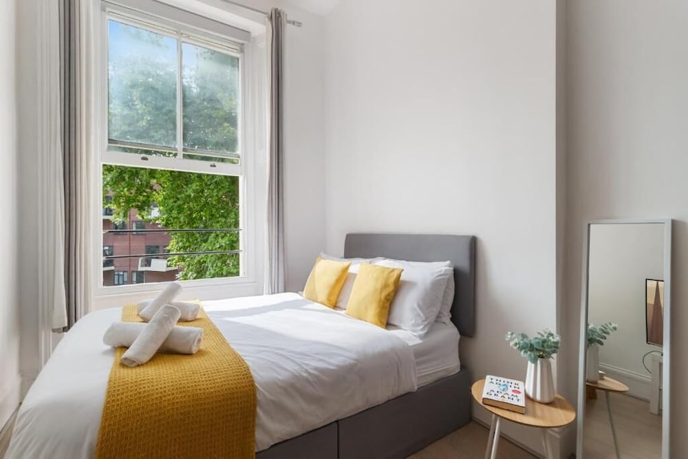 Hotel Clg Apartments