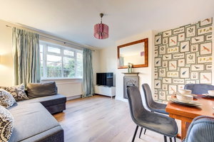 Hotel Modern Flat Near Pitshanger Park cazare Ealing