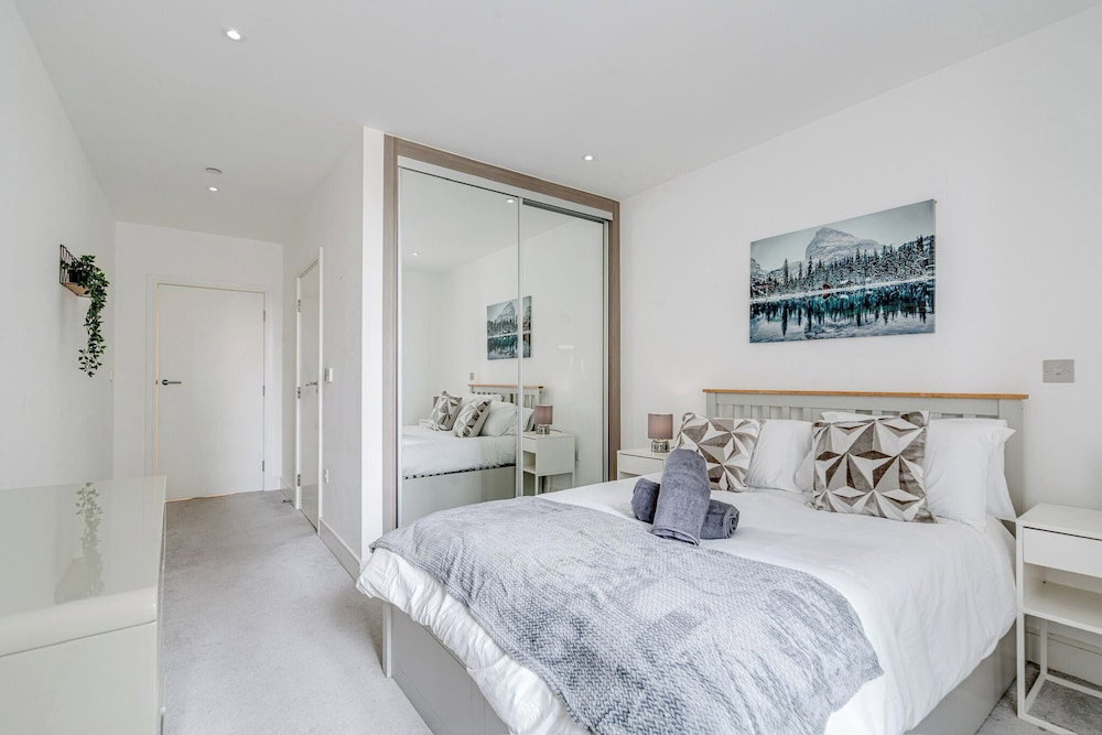 Hotel Battersea 2-Bed Apt, Sleeps 4 With Wifi