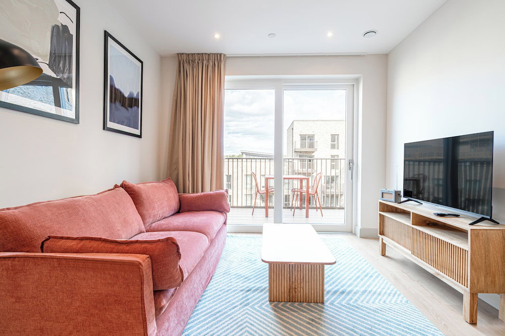 Hotel Stylish One-Bedroom Haven