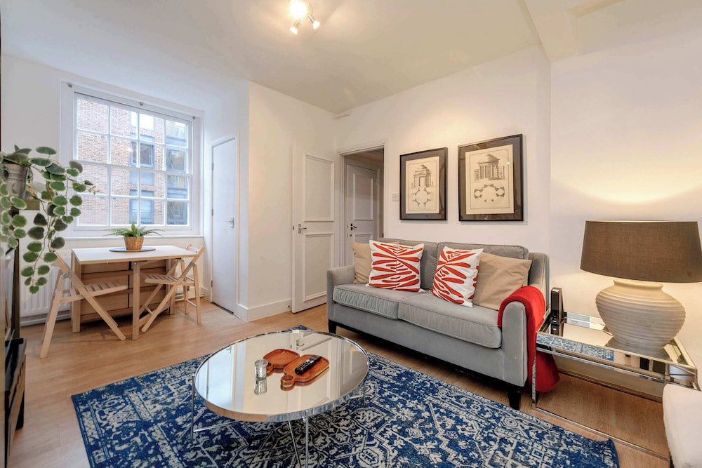 Stylish 2 Bed - Tower Hamlets