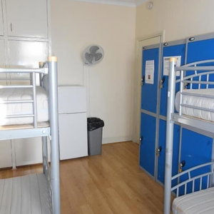 Hotel 247 London Hostel cazare Kilburn