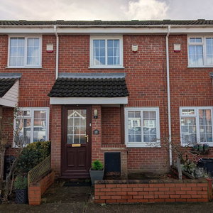 Hotel Comfortable 2-Bedroom House With Free Parking cazare Southall