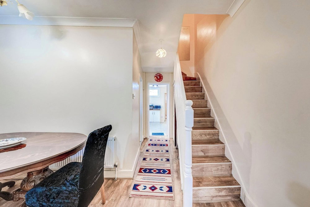 Hotel 3 Bed House - Sleeps 6 - Garden - Central London