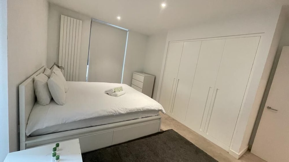 Hotel Fully Serviced One Bed Apartment In Rw